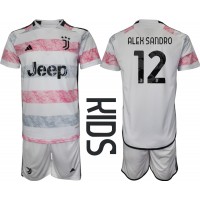 Juventus Alex Sandro #12 Replika babykläder Bortaställ Barn 2023-24 Kortärmad (+ korta byxor)